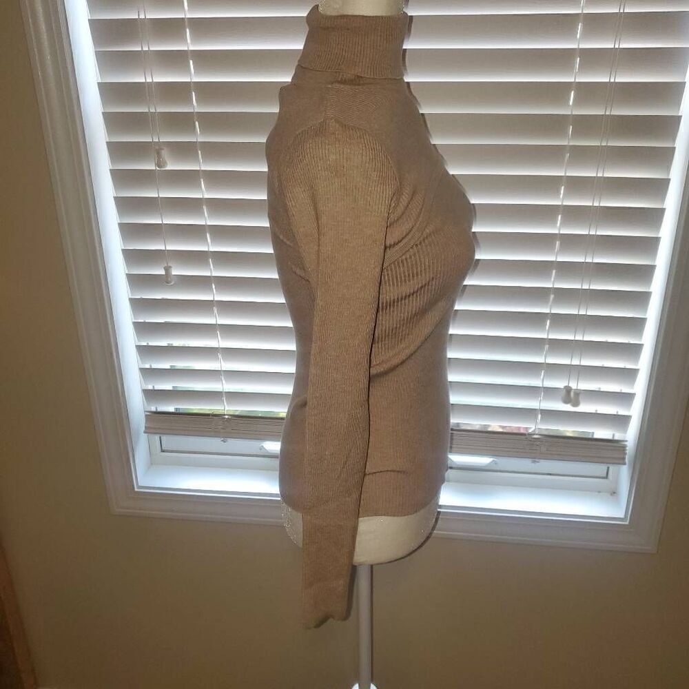 NWT Pretty Garden Tan Stretchy Highneck Sweater -Size Small - Picture 4 of 7